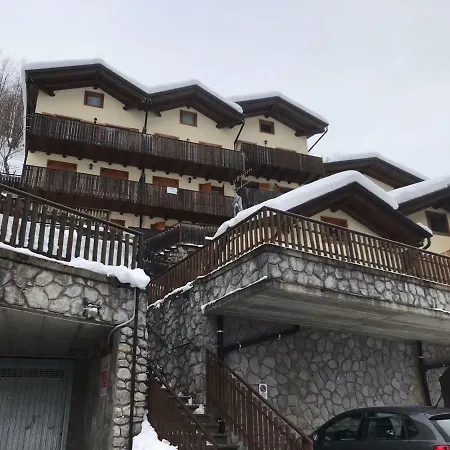 Casa Khi Lizzola Alta