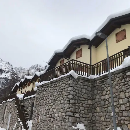 Casa Khi Lizzola Alta